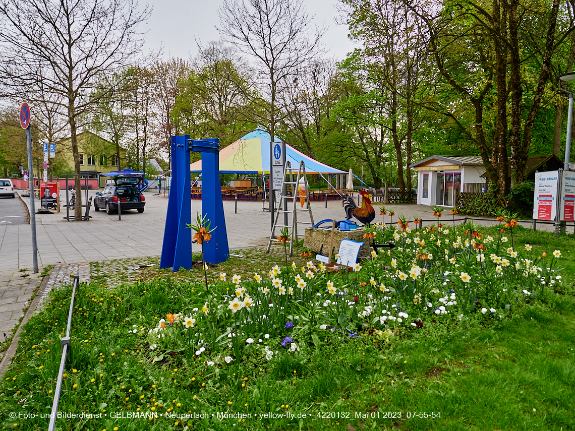 01.05.2023 - Maibaumaufstellung in Berg am Laim